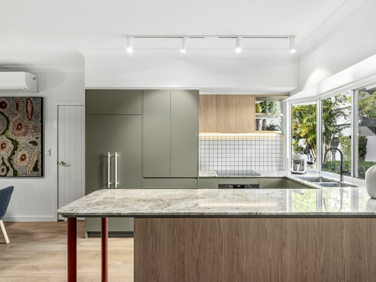 2/18 James Street, Noosaville - image 1