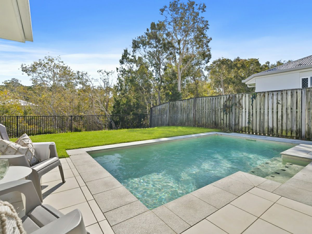 21 Gainsborough Crescent, Peregian Springs - image 1