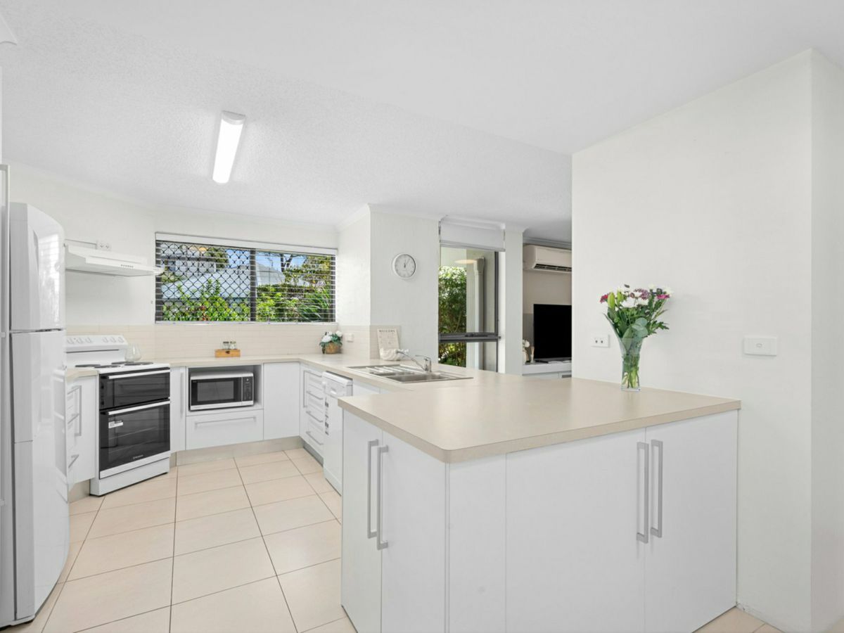 4/291 Gympie Terrace, Noosaville - image 3