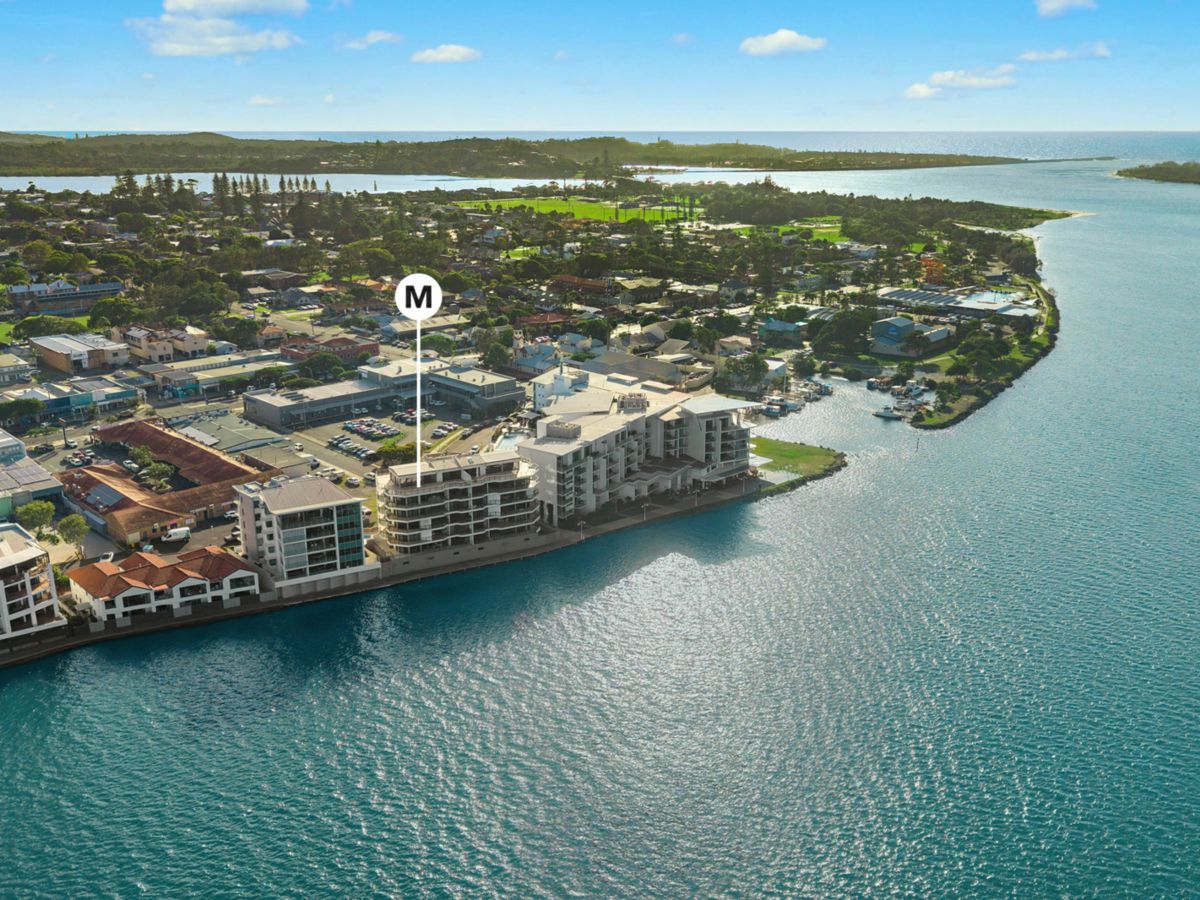 10/4 Fawcett Street, Ballina - image 1