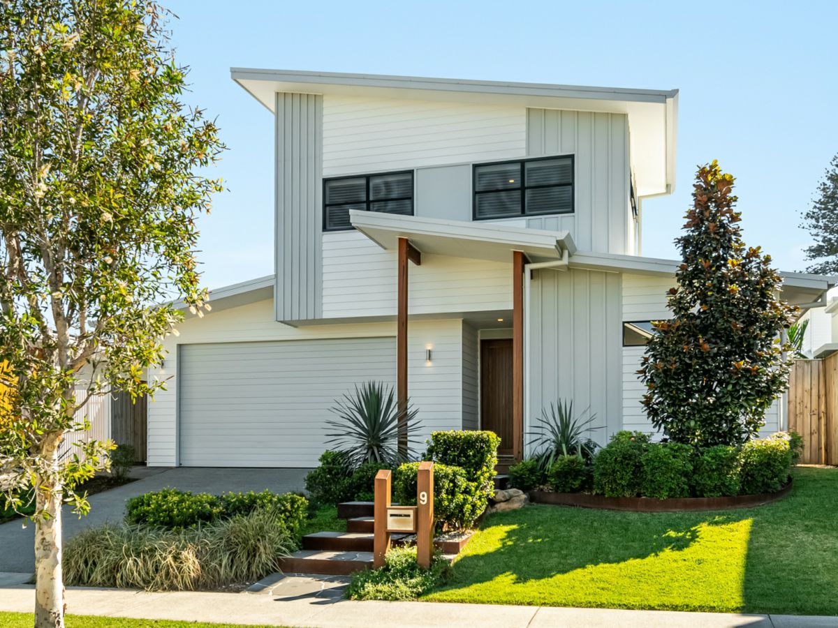 9 Sand Street, Skennars Head - image 1