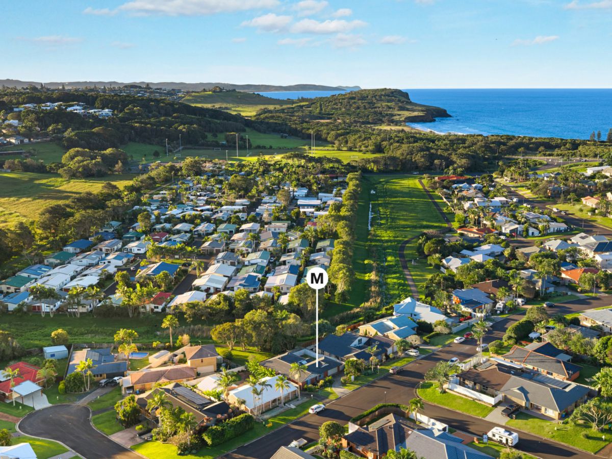 18 Isabella Drive, Skennars Head - image 3