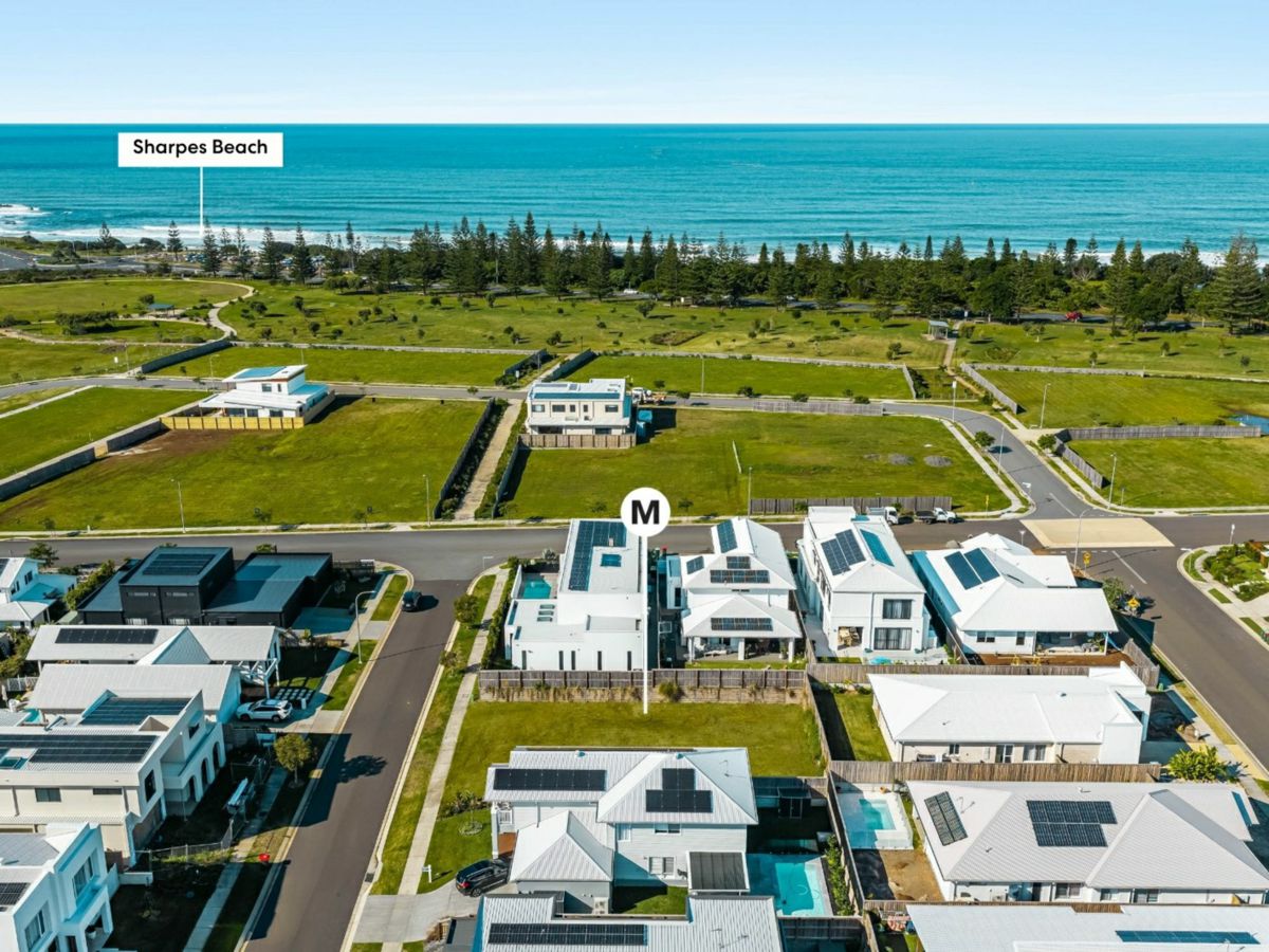 5 Sunhaven Avenue, Skennars Head - image 1