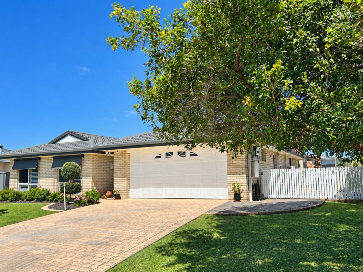 2 Marina Place, West Ballina - image 1