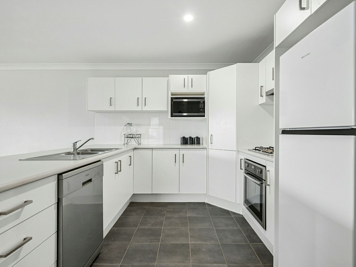 6 / 6A Bolton Street, Kelso - image 2