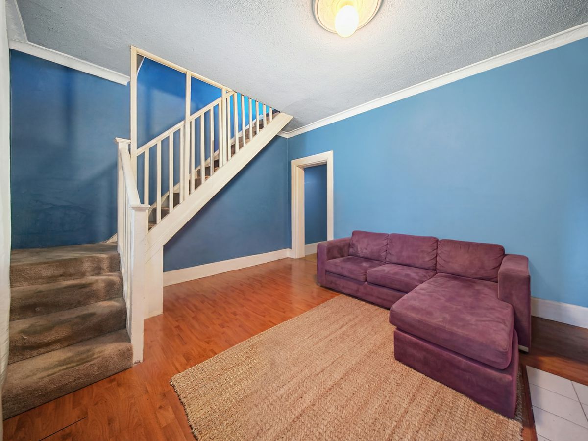 15 Russell Street, Gormans Hill - image 3