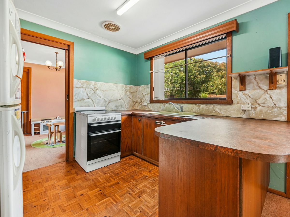 12 Swanbrooke Street, Windradyne - image 3