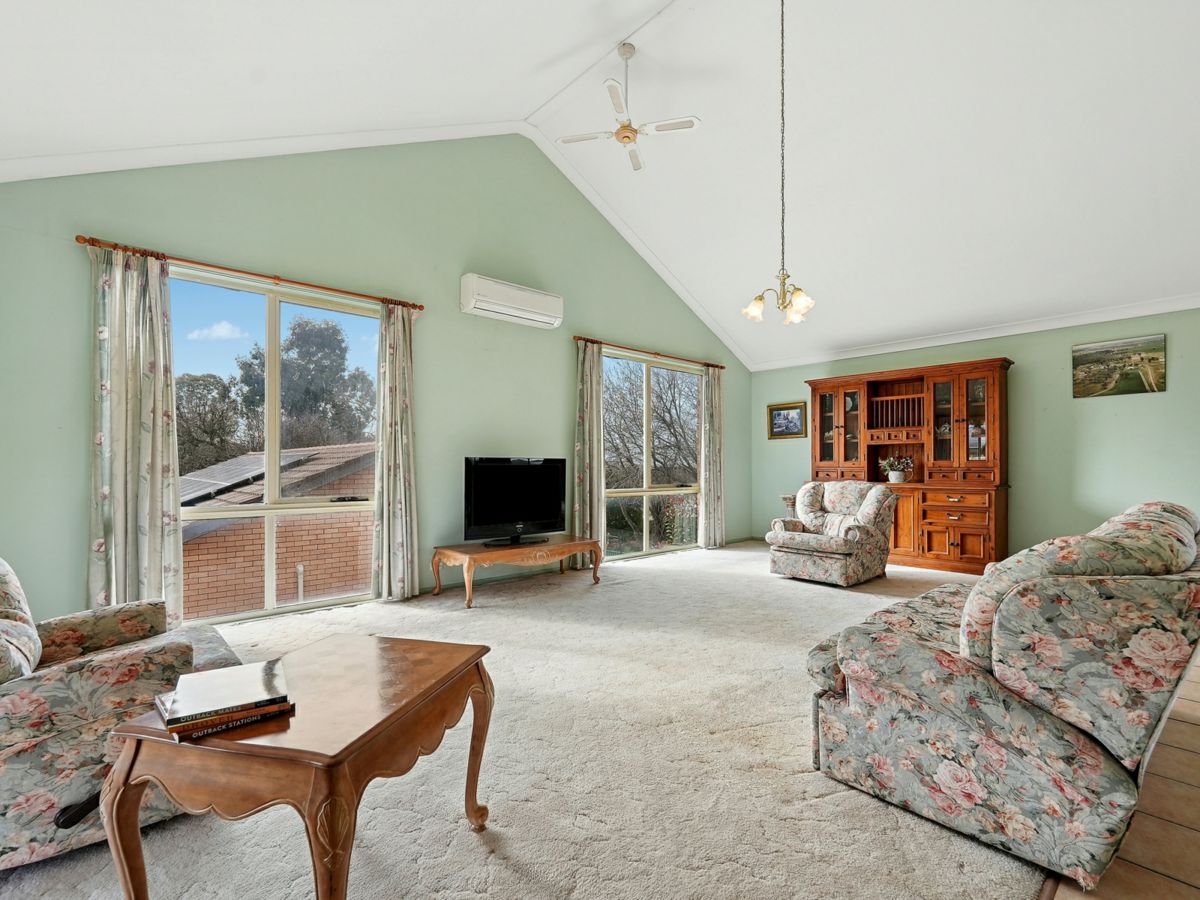 6 Napier Street, Windradyne - image 1