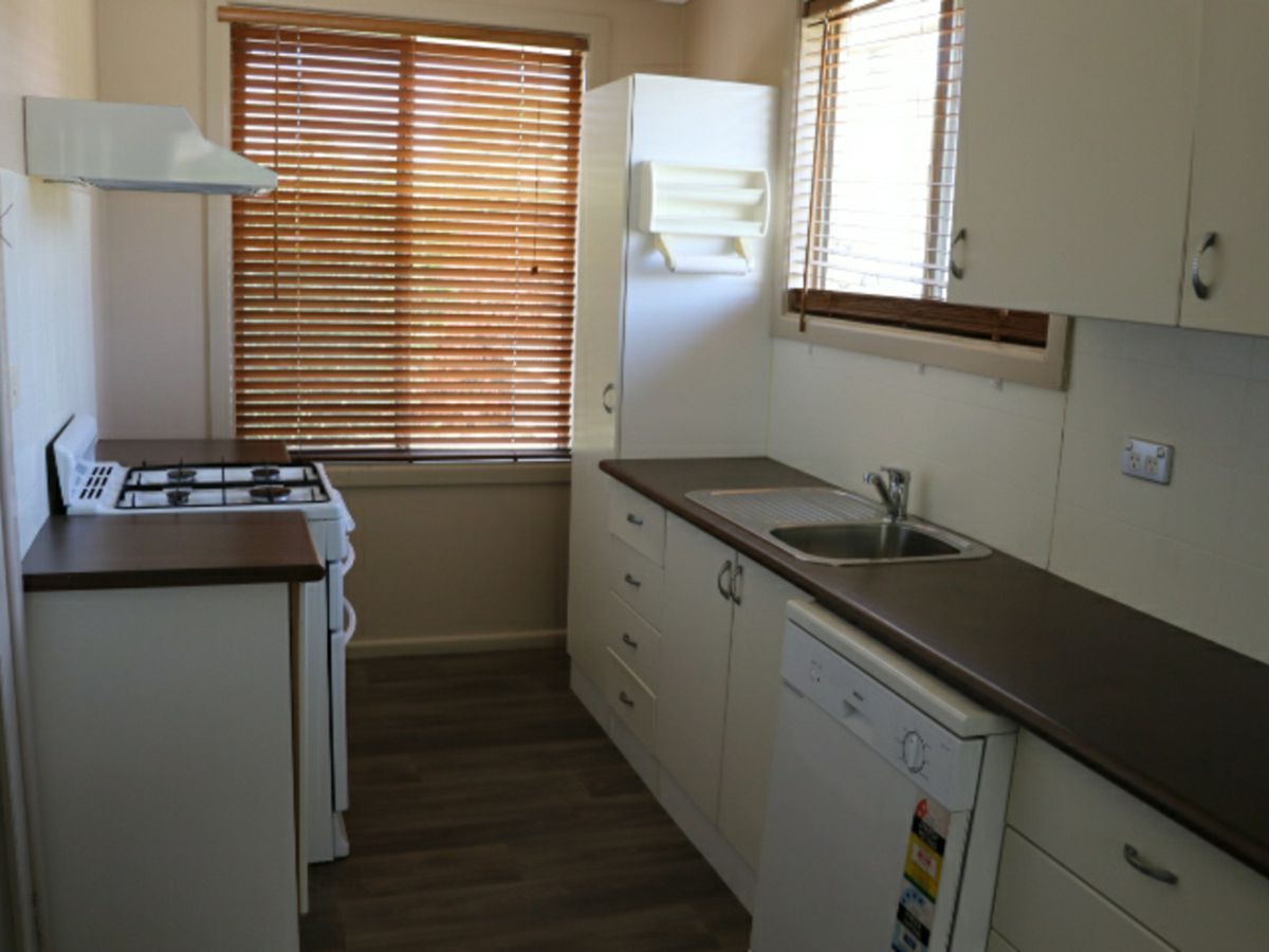 317 Rankin Street, Bathurst - image 2