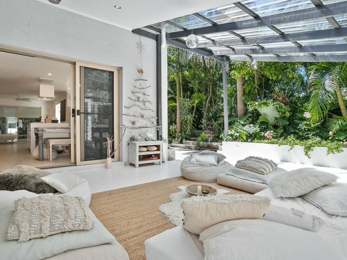 1/86 Bangalow Road, Byron Bay - image 1