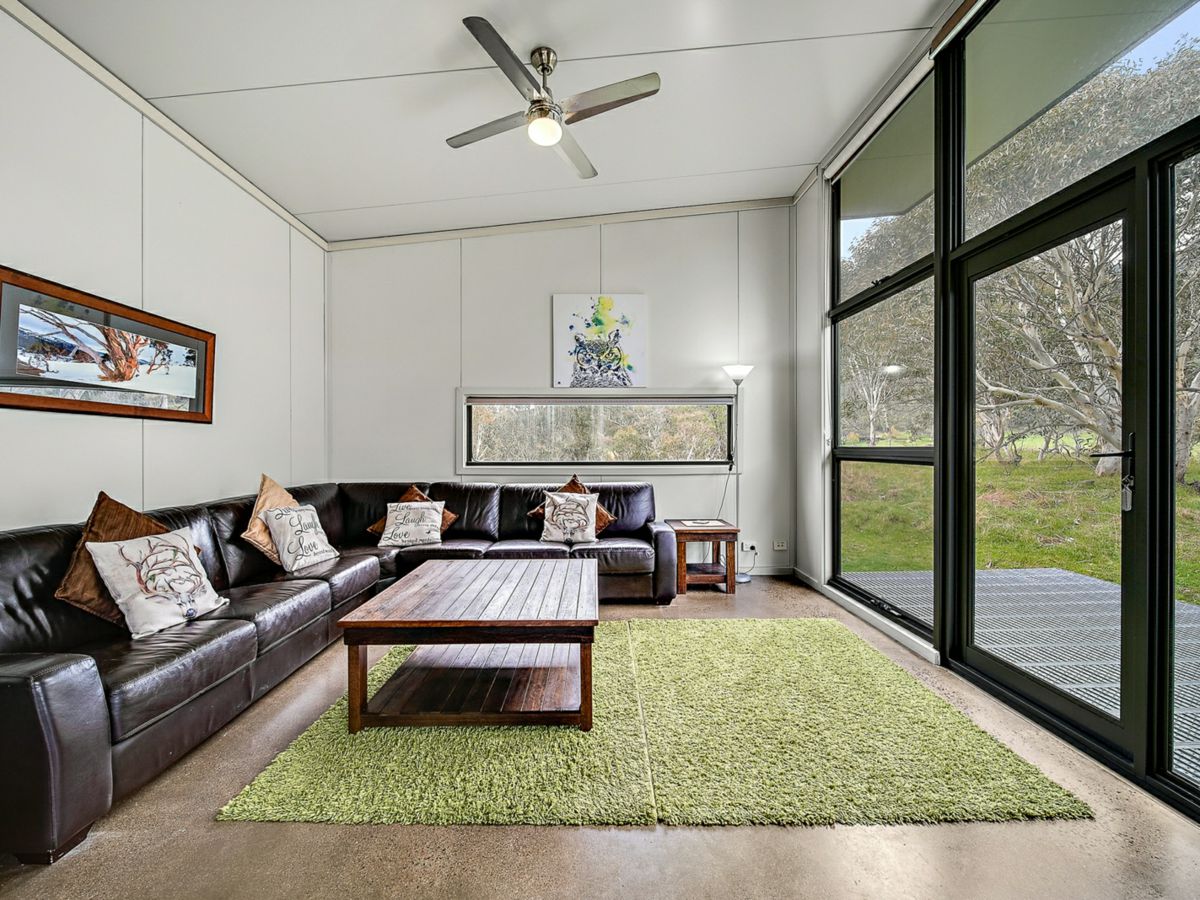 2/11 Wollondibby Road, Crackenback - image 2
