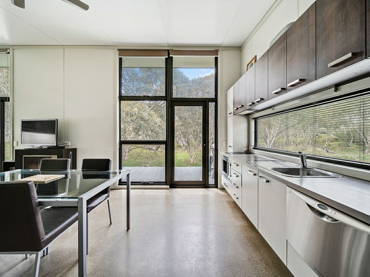 2/11 Wollondibby Road, Crackenback - image 3