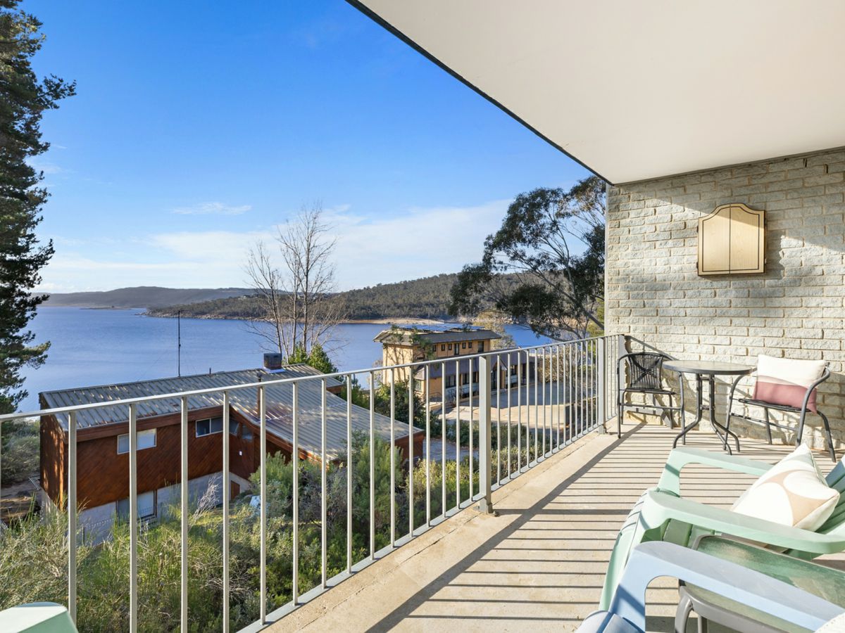 1/3 Townsend Street, Jindabyne - image 2