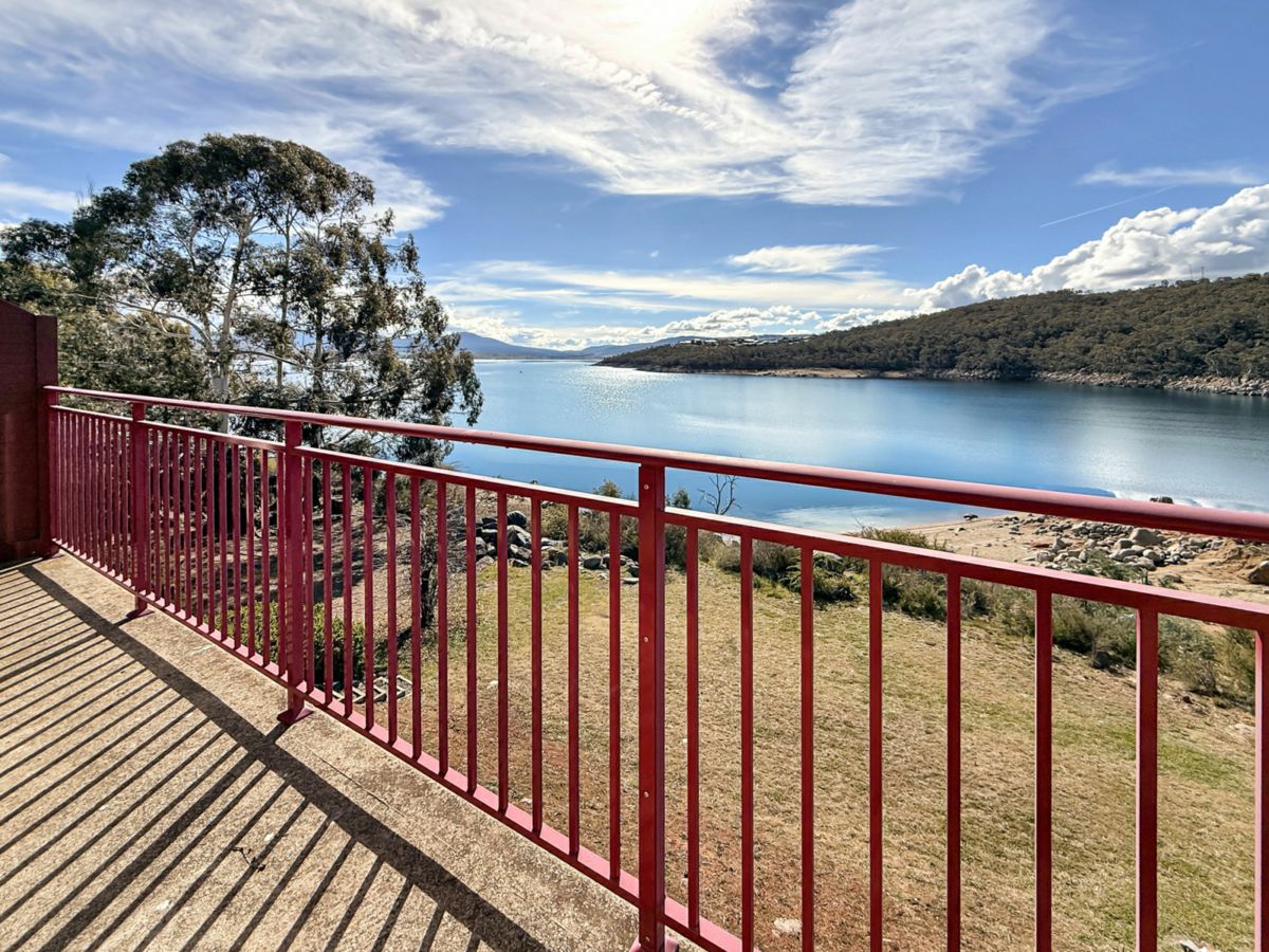2/27 Townsend Street, Jindabyne - image 2