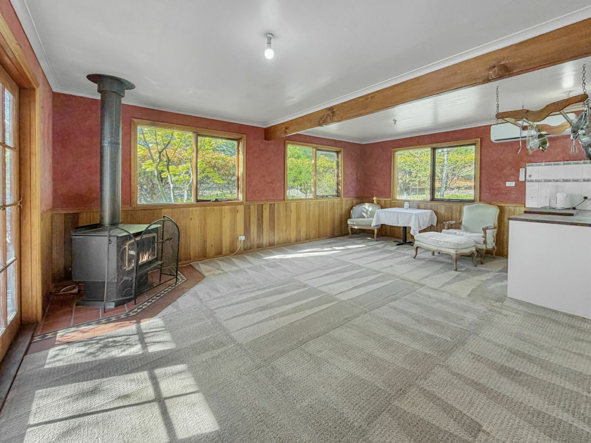 93 Riverview Court, Jindabyne - image 2