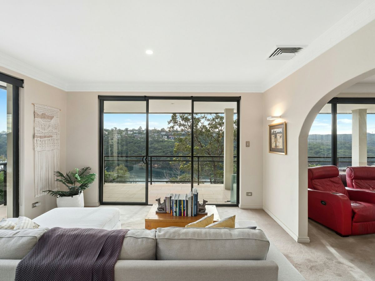 54 Willowie Road, Castle Cove - image 2